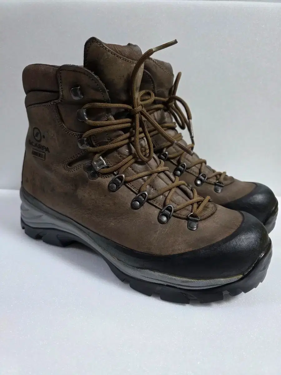 스카르파.키네시스.gtx.등산화(44)275~280mm | 브랜드 중고거래